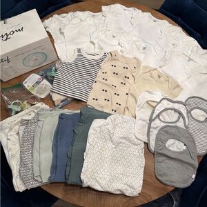 ❌SOLD❌ 30 pieces 0-3 months newborn clothes, swaddles, accessories